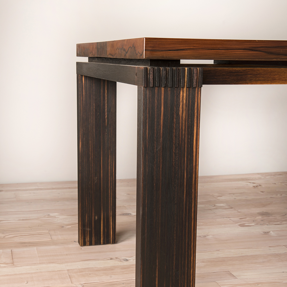 Redwood Stitch Table