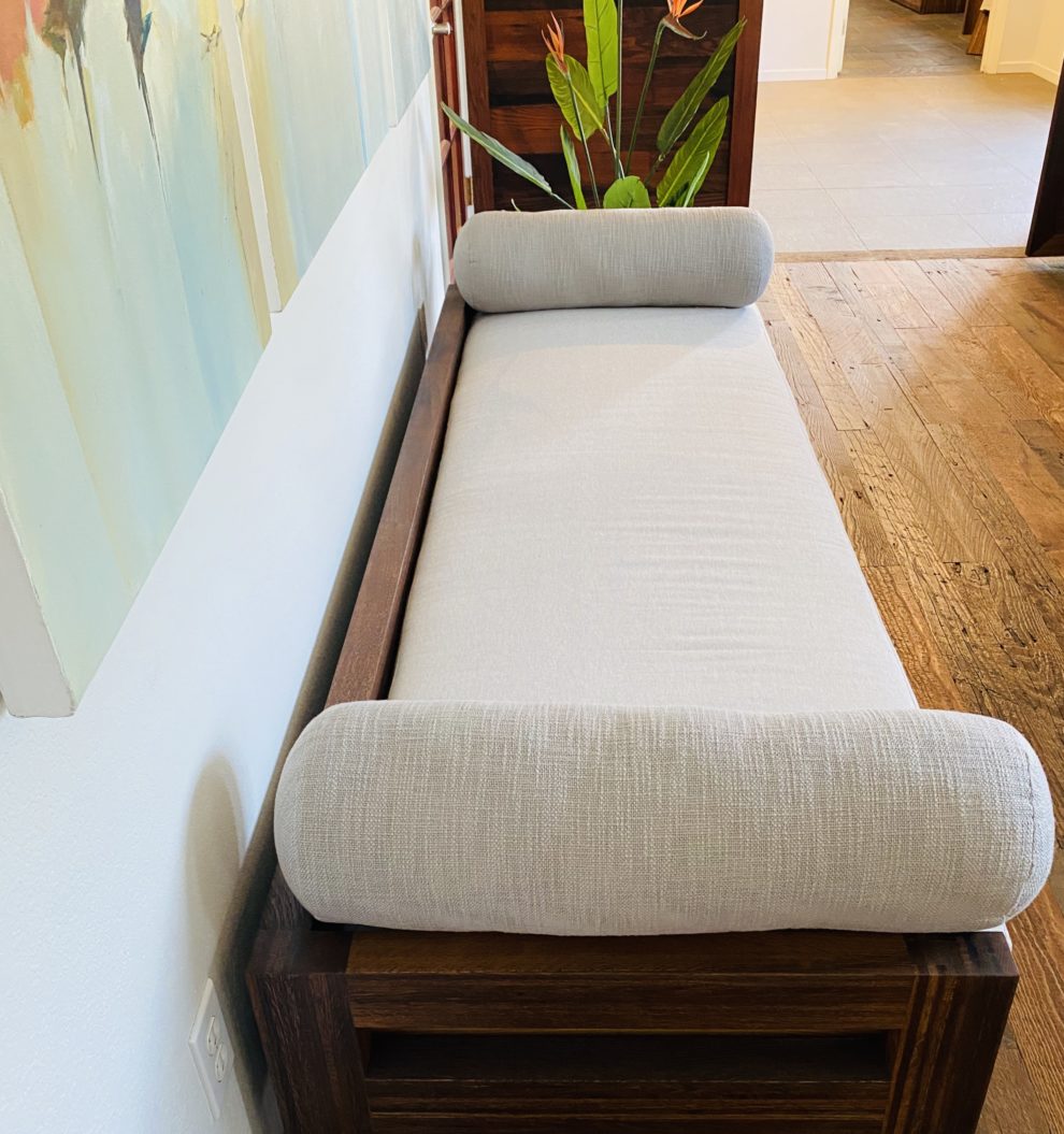 Bungalow Bench