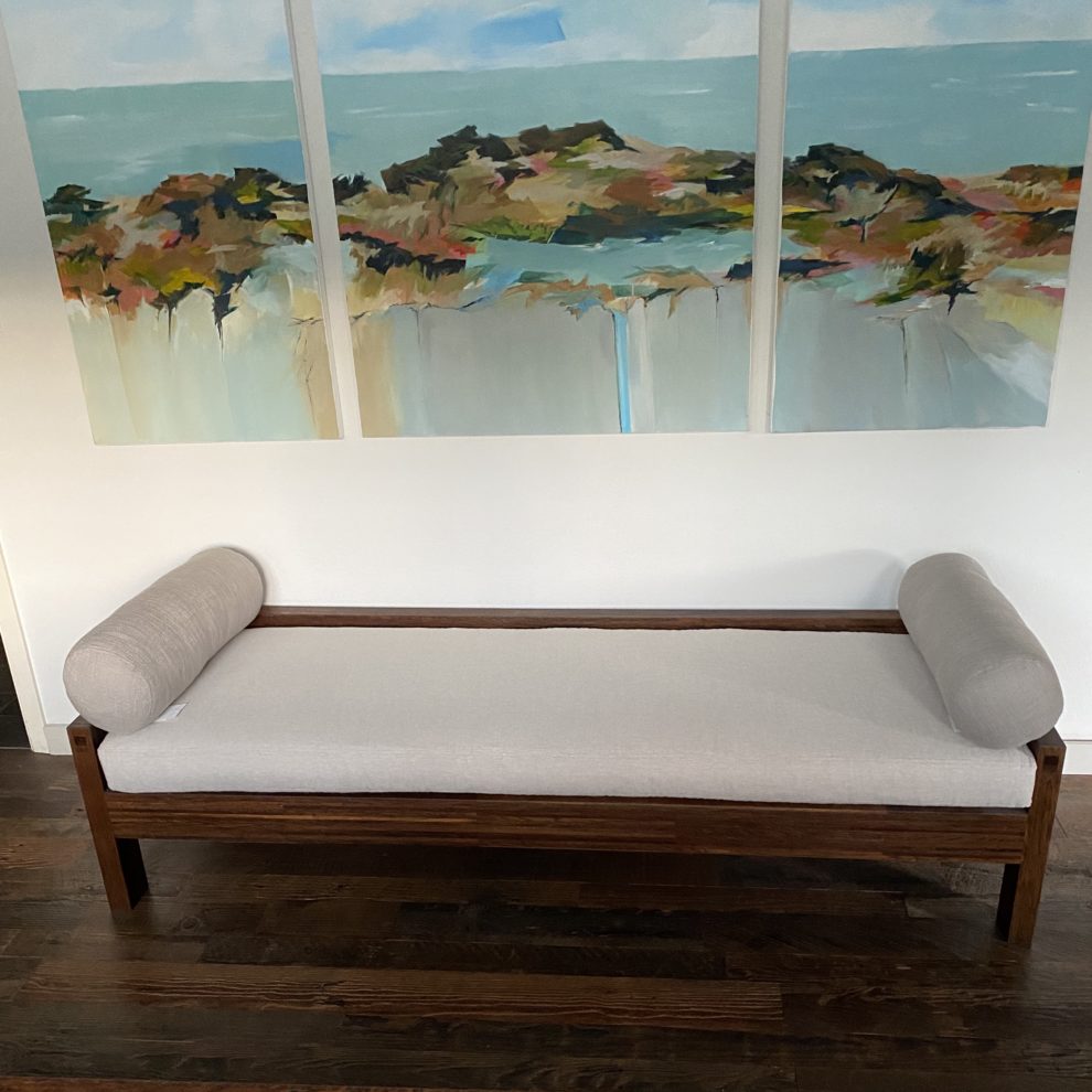 Bungalow Bench